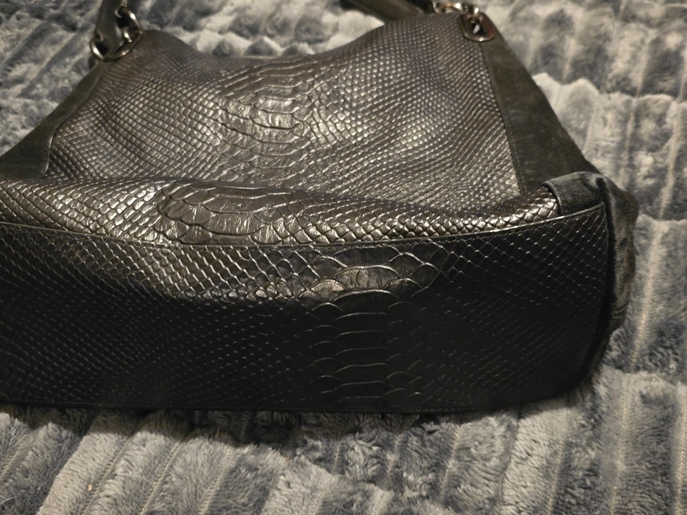 Coach Blake. Black Textured Leather Hobo Bag. GUC. - Picture 5 of 11
